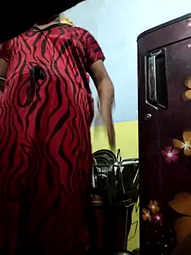 priyadarshiPRIYASEXCPL223 online show from 20, 5, 2026