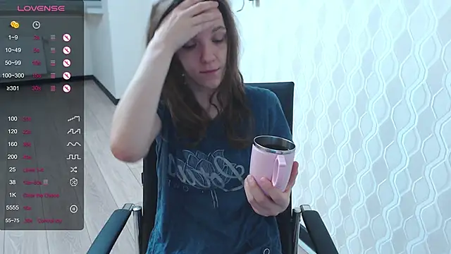 LisaHeart online show from 11, 1, 2025