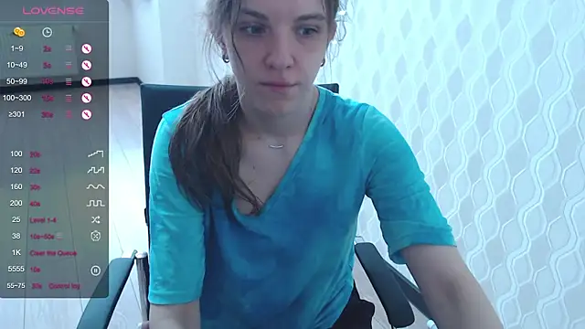 LisaHeart online show from 12, 1, 2025