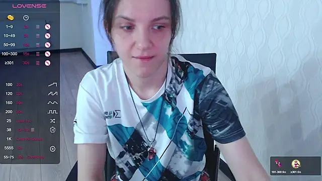 LisaHeart online show from 5, 11, 2025