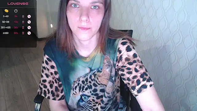 LisaHeart online show from 2, 4, 2026