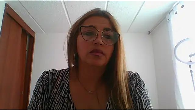 RossanaLionheart online show from 3, 2, 2025