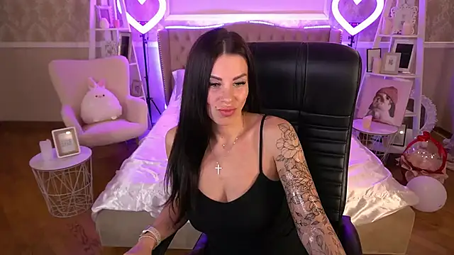 Snapshot of IsabellaFoxyy chatting on 7, 3, 2025 IsabellaFoxyy online show from 7, 3, 2025