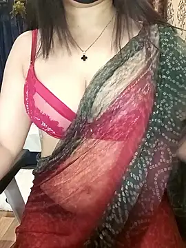 Snapshot of Mishika_Gill chatting on 13, 1, 2026 Mishika Gill online show from 13, 1, 2026