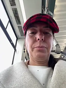 eveangelll online show from 12, 2, 2026