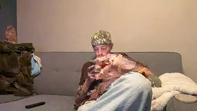 Snapshot of younghungginger chatting on 17, 11, 2025 younghungginger online show from 17, 11, 2025