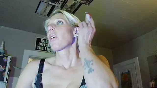 Glamazonx online show from 8, 1, 2026