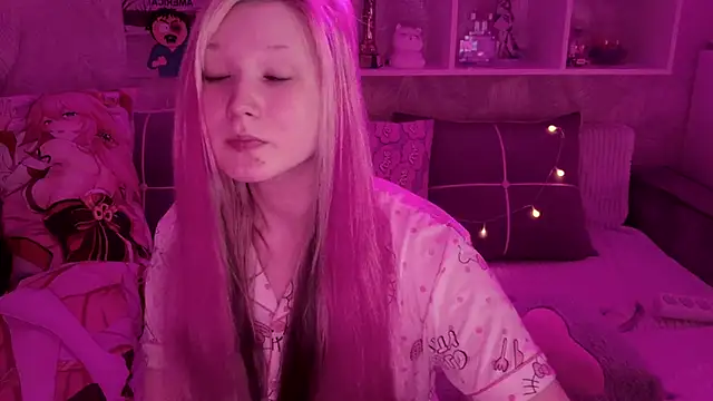 MeowkaKitty online show from 6, 4, 2026