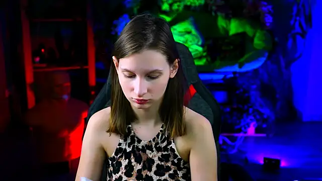 EllaHorton online show from 5, 2, 2026