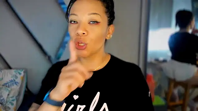 paula daniela1 online show from 18, 2, 2025