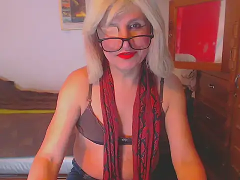 LorenJade online show from 10, 3, 2025