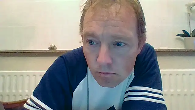 Snapshot of bertolini chatting on 23, 4, 2026 bertolini online show from 23, 4, 2026