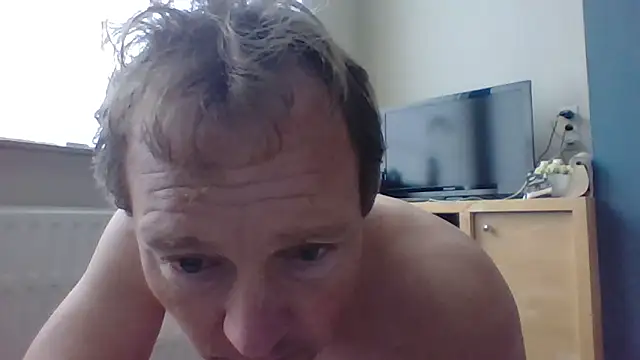 Snapshot of bertolini chatting on 25, 4, 2026 bertolini online show from 25, 4, 2026