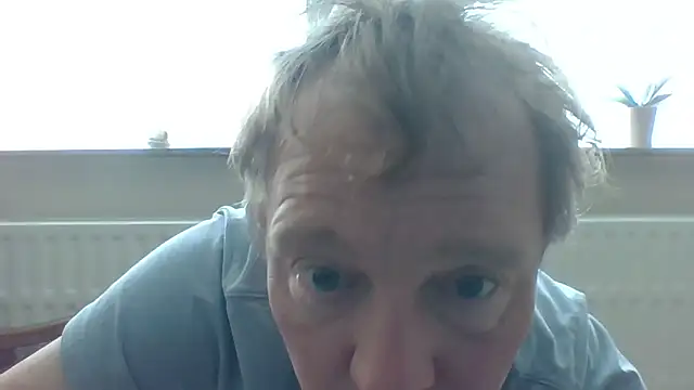 Snapshot of bertolini chatting on 27, 4, 2026 bertolini online show from 27, 4, 2026