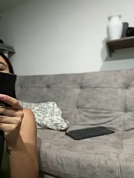 Zarah Blare online show from 24, 2, 2025