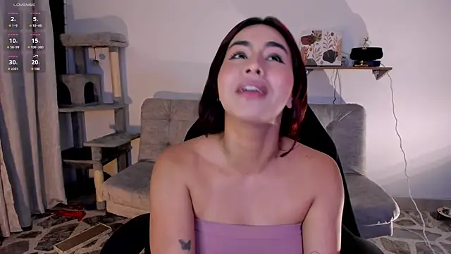 Zarah Blare online show from 18, 3, 2025