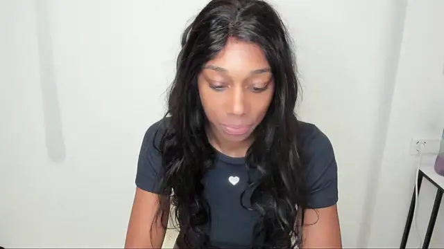 Snapshot of smileybabe chatting on 15, 2, 2025 smileybabe online show from 15, 2, 2025