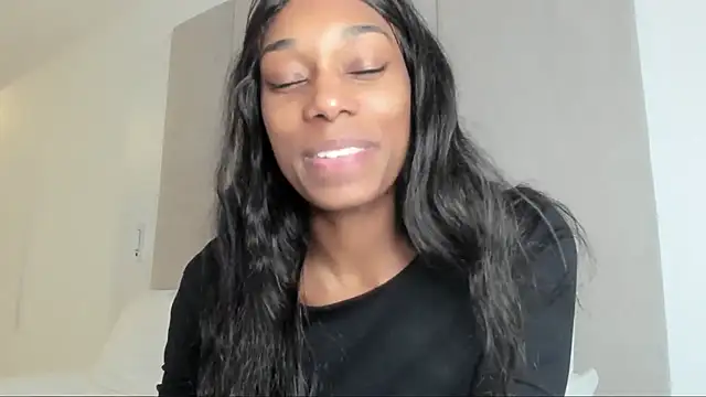 Snapshot of smileybabe chatting on 20, 2, 2025 smileybabe online show from 20, 2, 2025