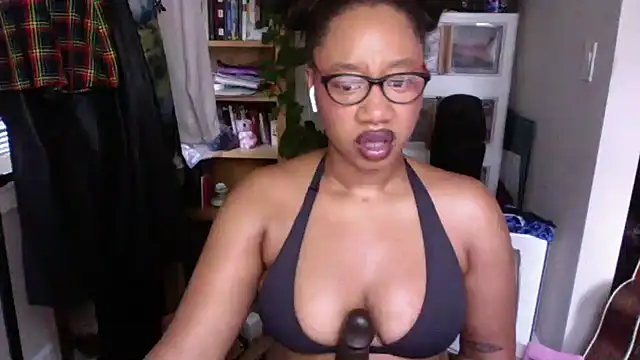 Snapshot of goddessdaisysky chatting on 22, 9, 2025 goddessdaisysky online show from 22, 9, 2025