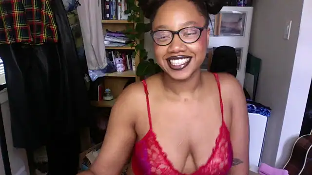 Snapshot of goddessdaisysky chatting on 23, 9, 2025 goddessdaisysky online show from 23, 9, 2025