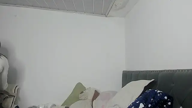 Snapshot of Laflaka22 chatting on 14, 9, 2025 Laflaka22 online show from 14, 9, 2025