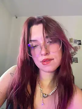 Snapshot of Evangeline_Lawrence_ chatting on 17, 7, 2026 Evangeline Lawrence online show from 17, 7, 2026