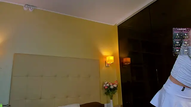 Sweett Monica online show from 2, 4, 2026