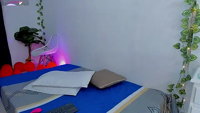 andrea osorio  online show from 16, 2, 2026