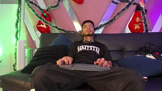 JuanCamiilo 66 online show from 18, 11, 2025