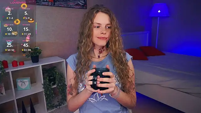 RayaNenlia online show from 11, 3, 2025