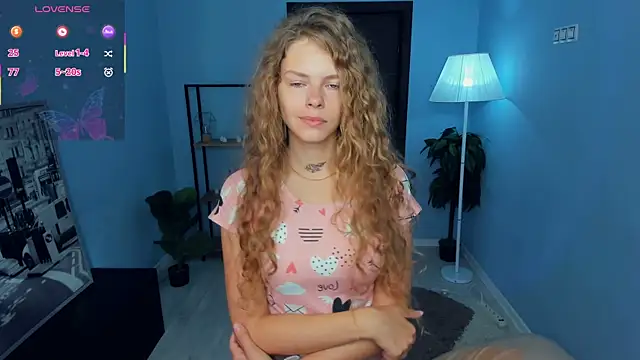 RayaNenlia online show from 9, 9, 2025