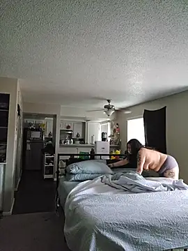 Snapshot of honeeyyy_pot chatting on 7, 2, 2026 honeeyyy pot online show from 7, 2, 2026