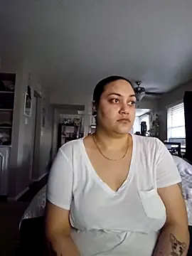 Snapshot of honeeyyy_pot chatting on 19, 2, 2026 honeeyyy pot online show from 19, 2, 2026