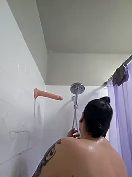 Snapshot of honeeyyy_pot chatting on 20, 2, 2026 honeeyyy pot online show from 20, 2, 2026