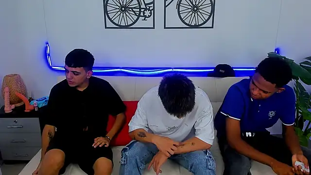 Snapshot of Crazy_nigth01 chatting on 18, 2, 2026 Crazy nigth01 online show from 18, 2, 2026