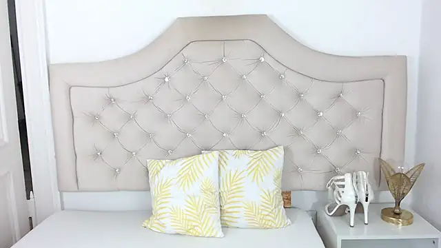 Snapshot of AbbyPleasure chatting on 11, 12, 2024 AbbyPleasure online show from 11, 12, 2024