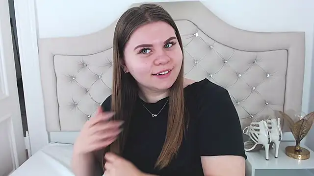 Snapshot of AbbyPleasure chatting on 13, 1, 2025 AbbyPleasure online show from 13, 1, 2025