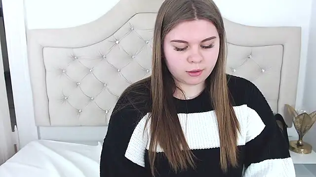 Snapshot of AbbyPleasure chatting on 5, 2, 2025 AbbyPleasure online show from 5, 2, 2025