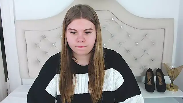 Snapshot of AbbyPleasure chatting on 5, 2, 2025 AbbyPleasure online show from 5, 2, 2025