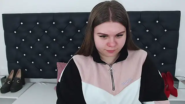 Snapshot of AbbyPleasure chatting on 19, 2, 2025 AbbyPleasure online show from 19, 2, 2025