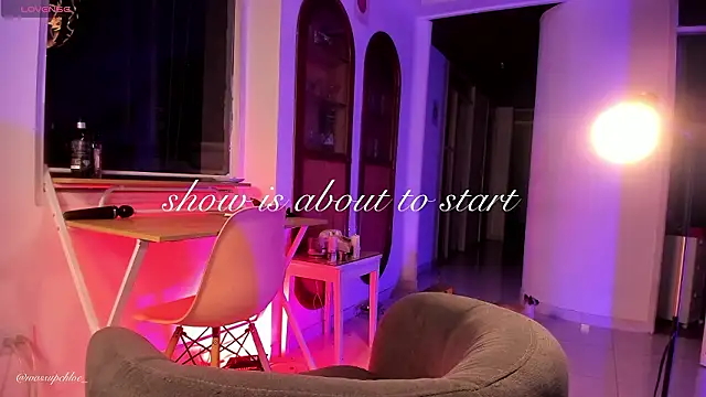 Snapshot of misschloe__ chatting on 9, 3, 2026 misschloe online show from 9, 3, 2026