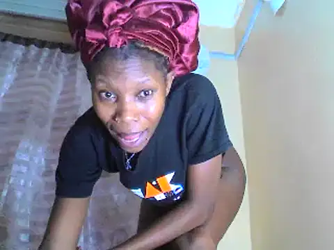 smallnaughtygirl online show from 30, 1, 2025
