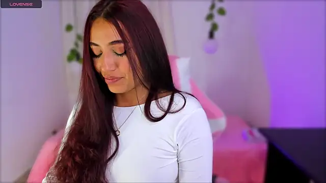 Snapshot of veronicaxx69 chatting on 8, 1, 2025 veronicaxx69 online show from 8, 1, 2025