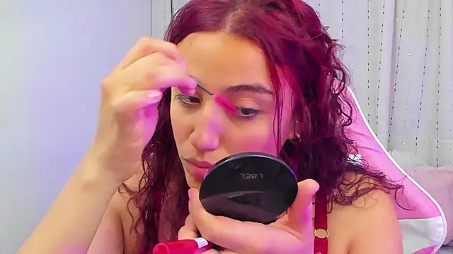 Snapshot of veronicaxx69 chatting on 9, 3, 2025 veronicaxx69 online show from 9, 3, 2025