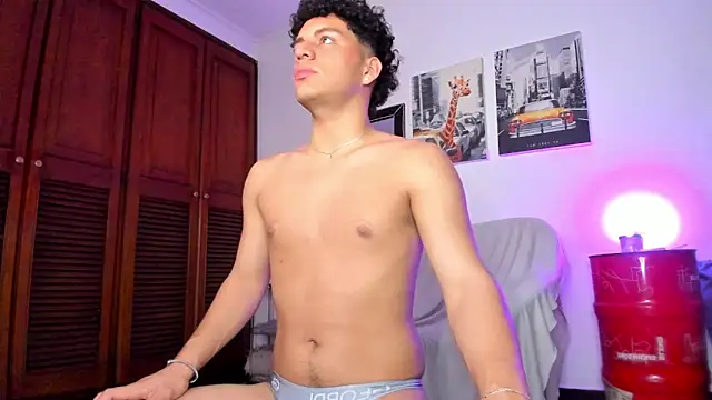 Curlblue online show from 18, 3, 2025