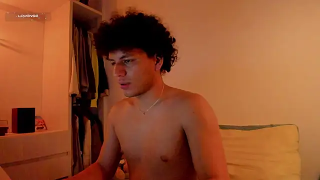 Curlblue online show from 4, 12, 2025