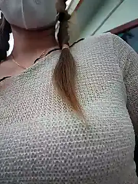 Snapshot of zizi_public chatting on 19, 2, 2025 zizi public online show from 19, 2, 2025