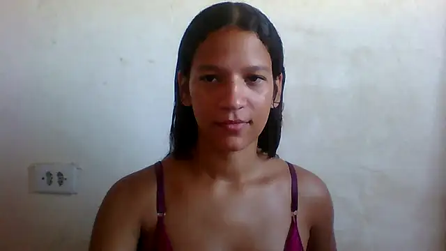 Snapshot of By_Aninha chatting on 13, 2, 2025 By Aninha online show from 13, 2, 2025