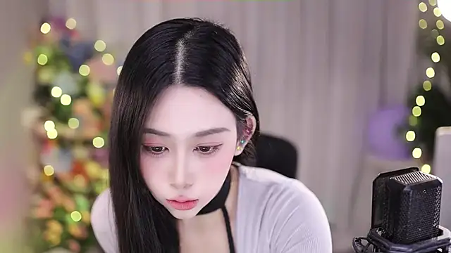 Snapshot of SleepArtist chatting on 11, 1, 2025 SleepArtist online show from 11, 1, 2025