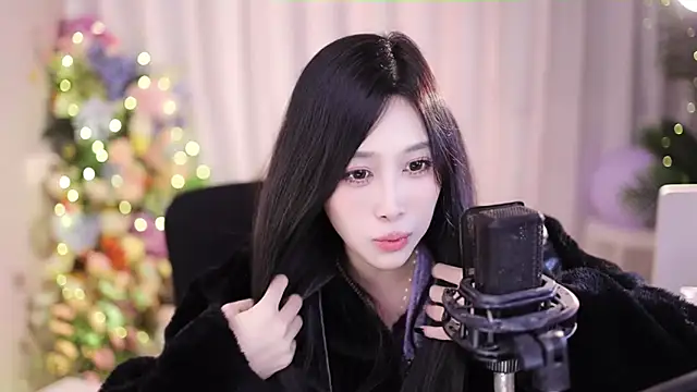 Snapshot of SleepArtist chatting on 17, 1, 2025 SleepArtist online show from 17, 1, 2025